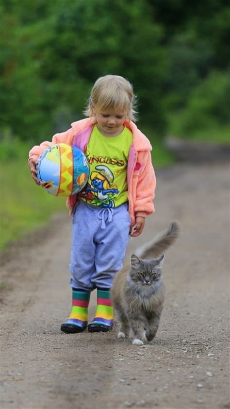 Top 10 Cat Breeds For Children