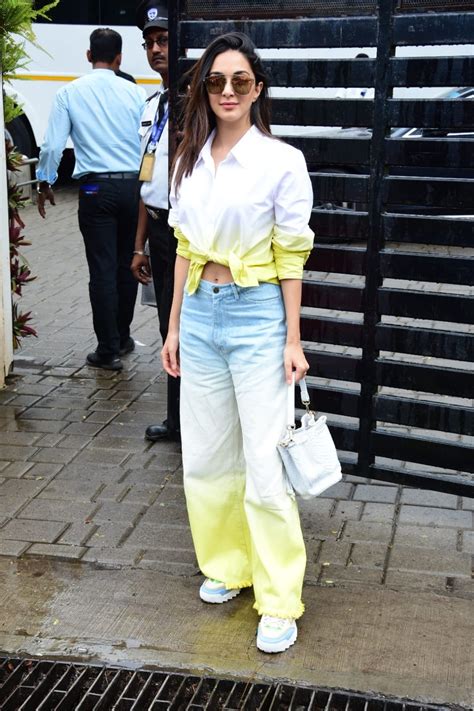 5 stylish denims we want to steal from Kiara Advani's closet for our ...