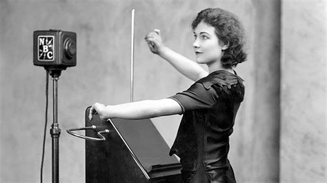 How can I learn to play the theremin online? - The Big Tech Question