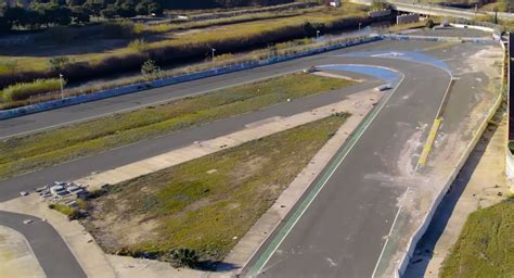 People Are Free To Walk Around On The Old Valencia F1 Track | Carscoops