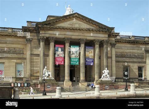 Walker Art Gallery, Liverpool Stock Photo - Alamy