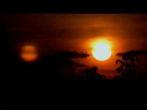 What on Earth? Two Suns Seen in a Strange Sky Phenomenon (Video ...