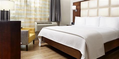 Cambria Hotel & Suites New York - Chelsea (New York, NY): What to Know BEFORE You Bring Your Family