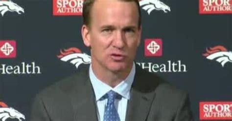 Peyton Manning officially announces retirement