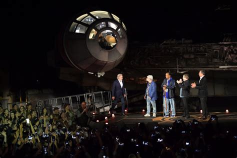 Star Wars Cast Reunion at Galaxy's Edge Disneyland Opening | POPSUGAR ...