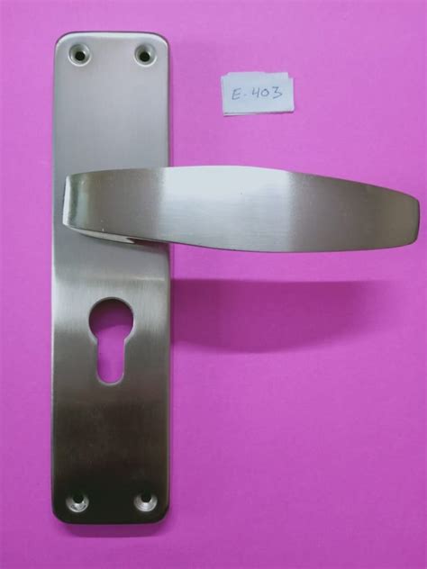 Lever Handle Cabinet Handles, For Door Fitting, Finish Type: Stainless ...