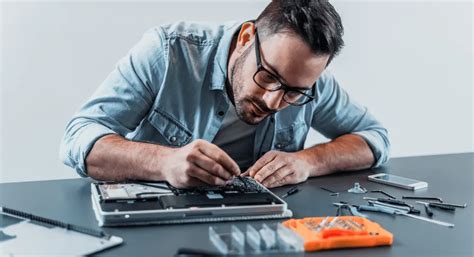 Saving Money with Laptop Screen Repair: DIY vs. Professional Services