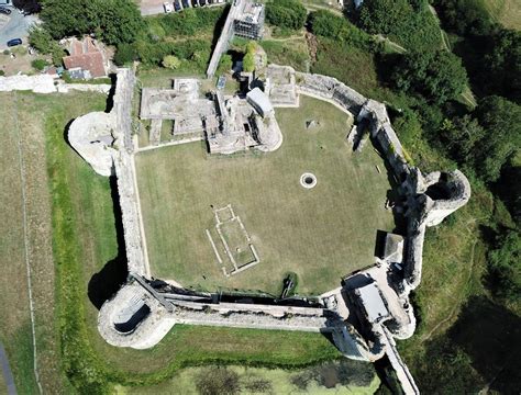 Pevensey Castle | castle-finders.co.uk