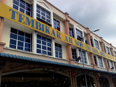 LIFE IN DIGITAL COLOUR: Ayer Hitam Johor - Land of the Pottery and Crafts