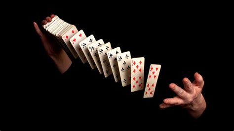 How To Do Card Tricks - How to Become a Magician