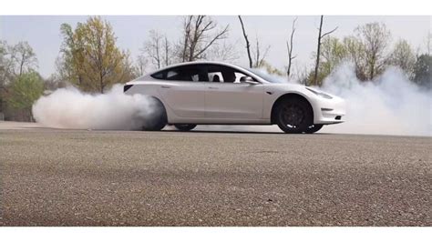 Tesla Model 3 RWD 0-60-MPH Before & After Performance Update: Video