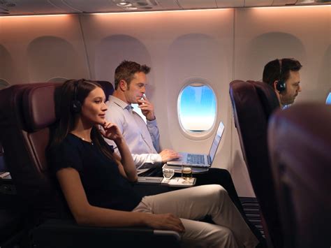 Qantas Boeing 737-800 Business Class Seat Overview - Australian Frequent Flyer