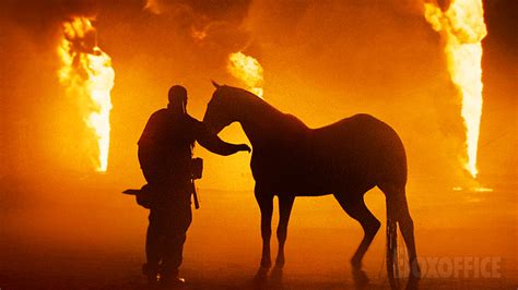 A horse covered with oil | Jarhead | CLIP | You have to feel bad for ...