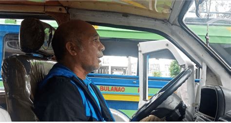 Honest Kalinga Jeepney driver returns mobile phone left by a passenger ~ WowCordillera