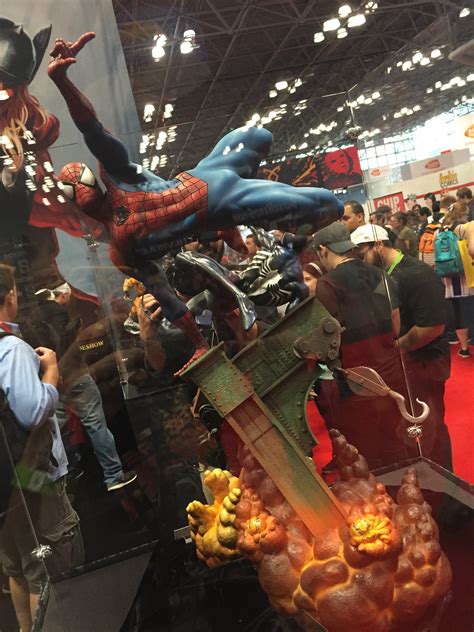 NYCC 2015: Sideshow Marvel Statues! Final 12" Deadpool! - Marvel Toy News