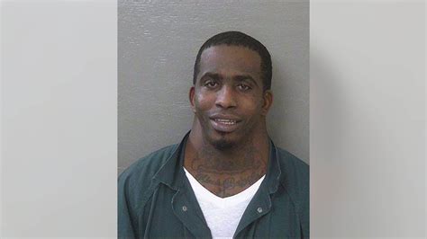 Florida man’s mugshot goes viral, draws a slew of ‘neck’ jokes | Fox News