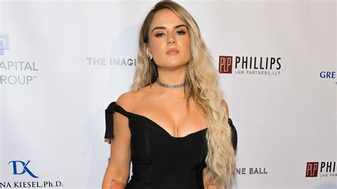 JoJo says she was put on a 500-calorie a day diet at 18 years old | Fox ...