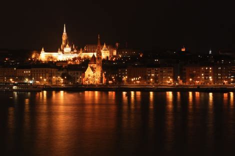 9pm Night River Cruise in Budapest - Budapest River Cruise