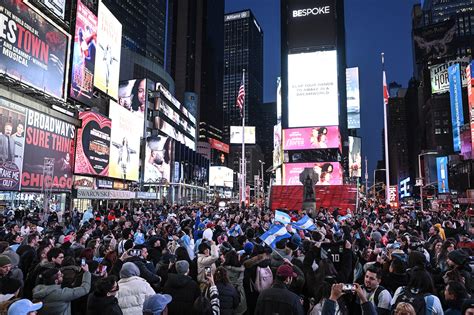 Rent this huge Times Square billboard for just $150