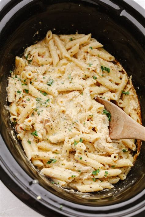 Olive Garden Crock Pot Chicken Pasta Recipe | recipecritic