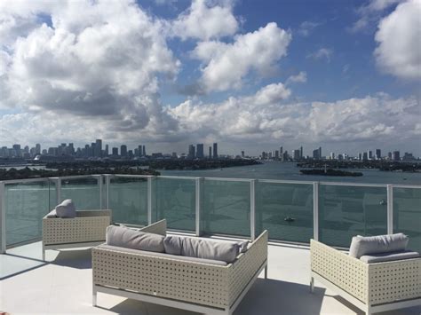 20 BEST Airbnbs in Miami (Unique Homes & Luxury Penthouses)