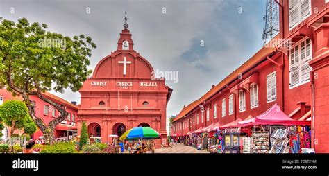 Melaka, Malaysia : Dutch buildings in the historical center Stock Photo - Alamy