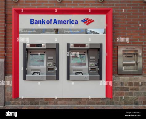 Bank of america atm hi-res stock photography and images - Alamy