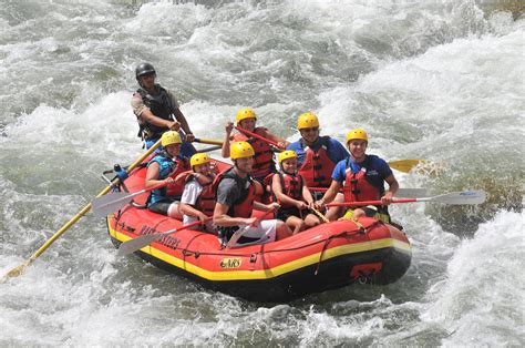 10 Whitewater Rafting Safety Tips | Raft Masters