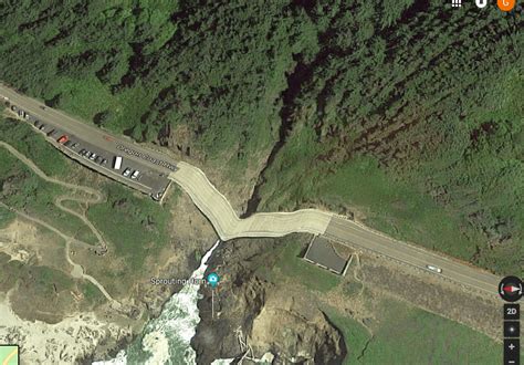 Highway 101 / Oregon Coast Highway turns into a ramp. : r ...