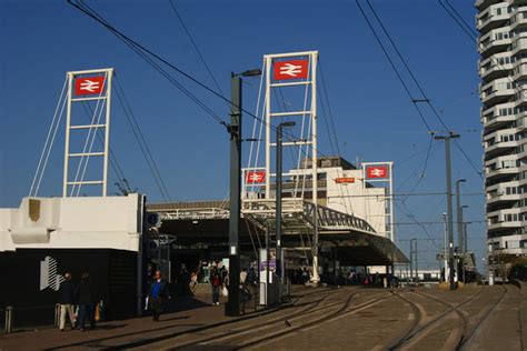 East Croydon Railway Station © Peter Trimming cc-by-sa/2.0 :: Geograph ...