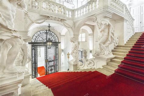 Grand staircase of Winter Palace of Prince Eugene Savoy in Vien – Stock ...