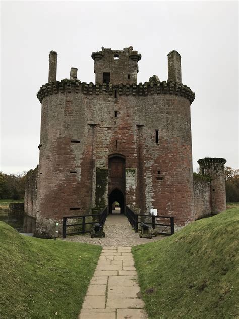 Caerlaverock Castle, Dumfries & Galloway, Scotland : r/castles