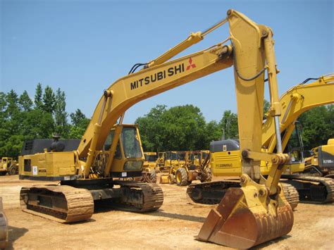 MITSUBISHI MS280 HYDRAULIC EXCAVATOR - J.M. Wood Auction Company, Inc.