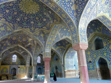 Pictures of Iran - Esfahan-0002 - Jameh Mosque, decorated ceiling ...