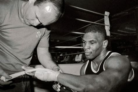 mike_tyson_kevin_rooney - RossBoxing.com