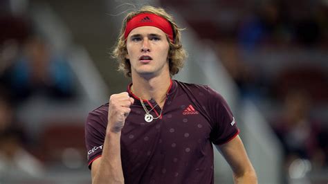 Alexander Zverev makes it through to ATP World Tour Finals in London | Tennis News | Sky Sports