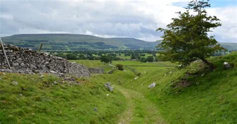 A Circular Walk from Aysgarth Falls, Wensleydale, Yorkshire Dales