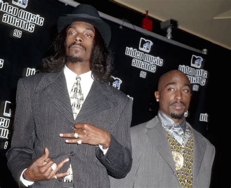 Snoop Dogg To Induct Tupac Shakur Into Rock And Roll Hall of Fame | Houston Style Magazine ...