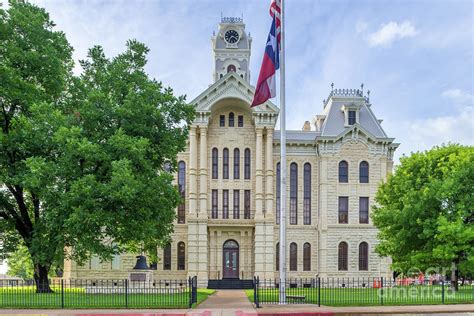 Hill County Courthouse Photograph by Bee Creek Photography - Tod and ...