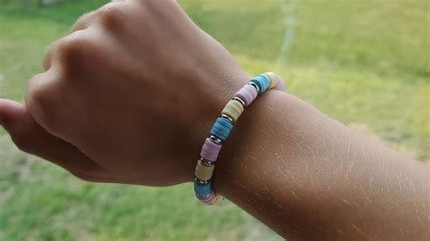 How to make a clay bead bracelet!! - YouTube