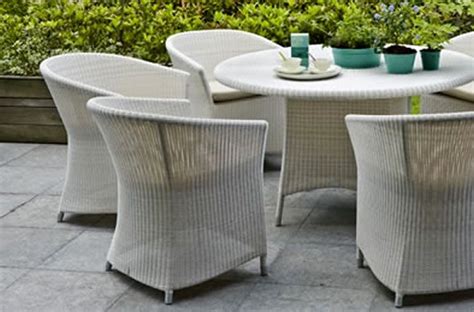 Cream Rattan Garden Furniture (PDF Project) | Free Woodworking PDF plans | Outdoor wicker ...