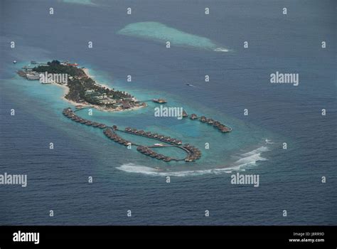 island maldives aerial view Stock Photo - Alamy