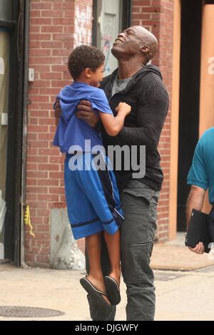 Henry Samuel and his father Seal Singer Seal picks up his children ...