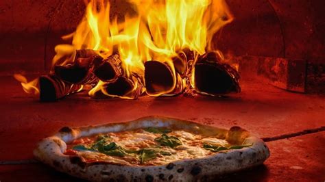 Pizza Baking Time And Temperature In Electric Oven - PizzaOvensHub