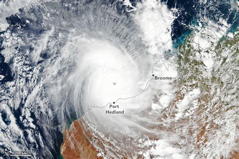 Cyclone Ilsa Reaches Western Australia