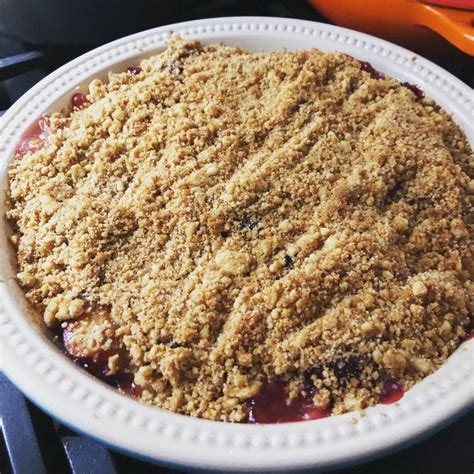 Easy Plum Crumble Recipe