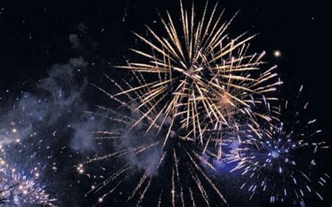 Guy fawkes fireworks shows light up London’s skies - CityAM