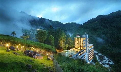 5 Star Hotels In Munnar | Book from 30 Stay Options @Best Price