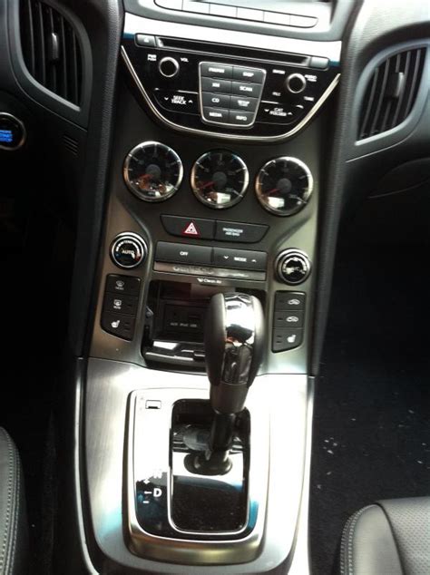 2013 Hyundai Genesis Coupe Spotted Undisguised, Interior Revealed ...