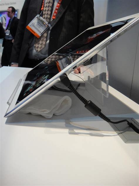 Panasonic unveils massive 20-inch 4K tablet at CES